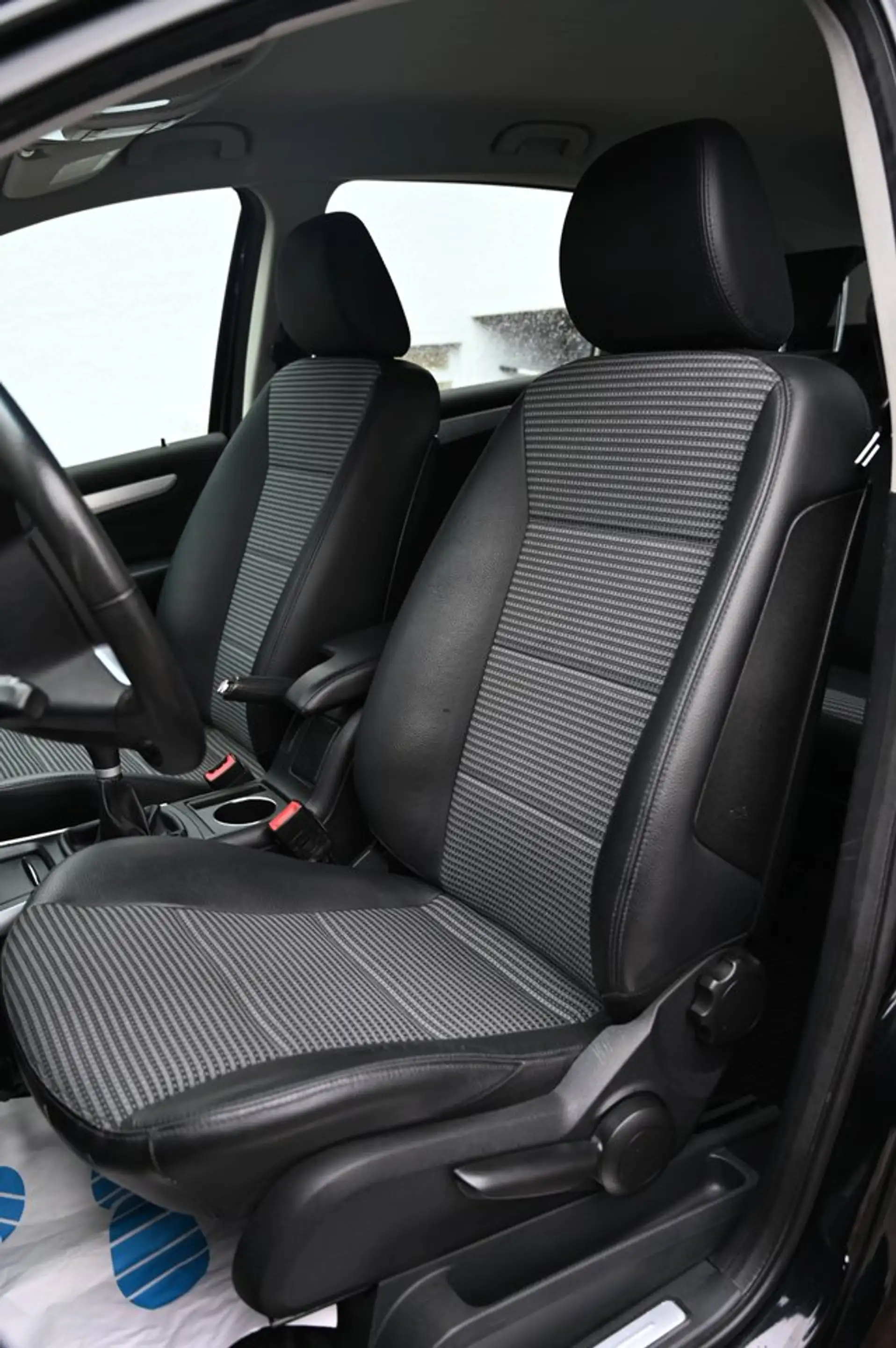 Mercedes-Benz B 150 Sport-Paket Tüv07.2027*2xSHZ*Leder*Klima* — photo 7