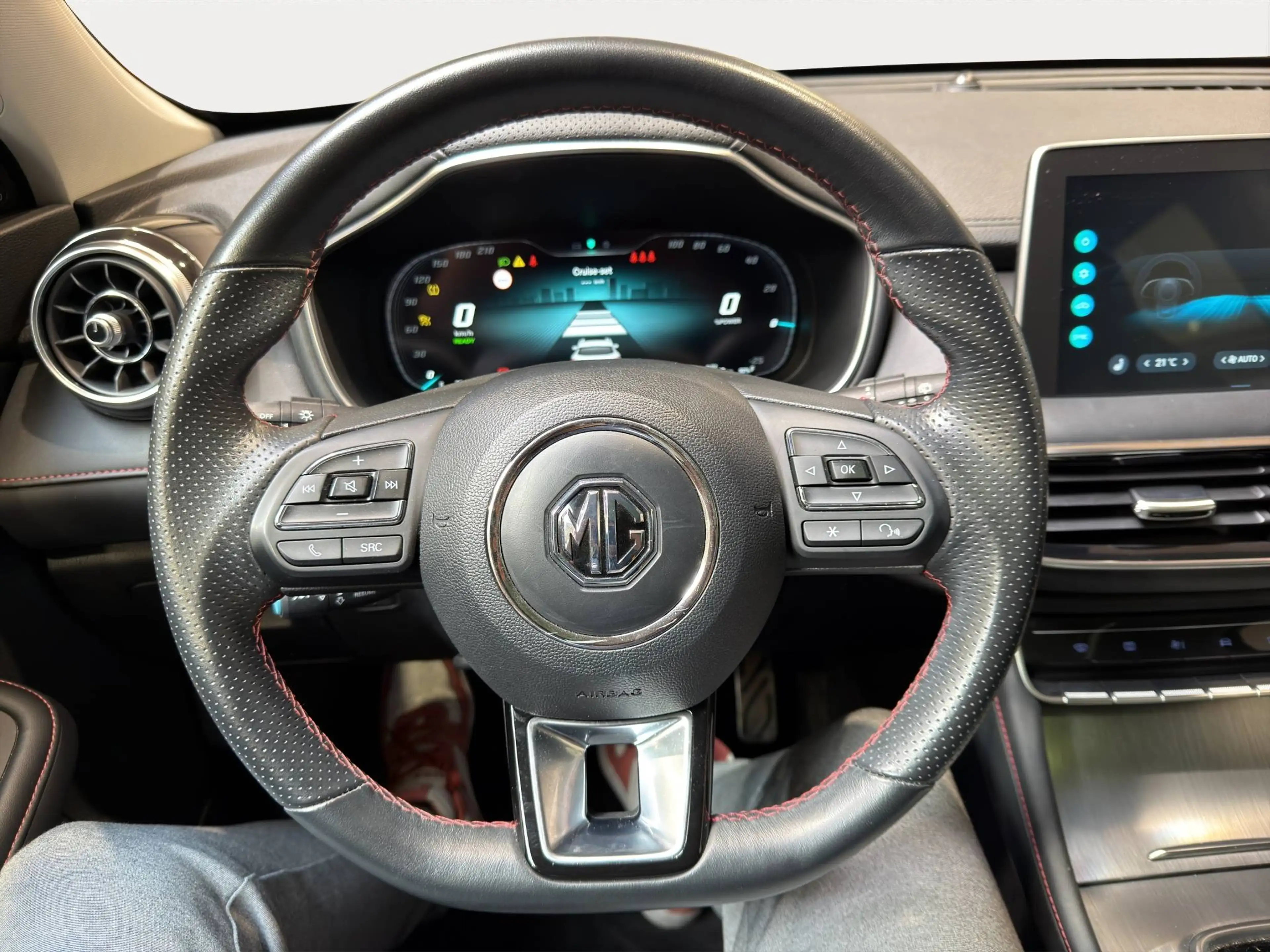 MG EHS EHS PHEV 1.5 Turbo Luxury (190 kW) — photo 11
