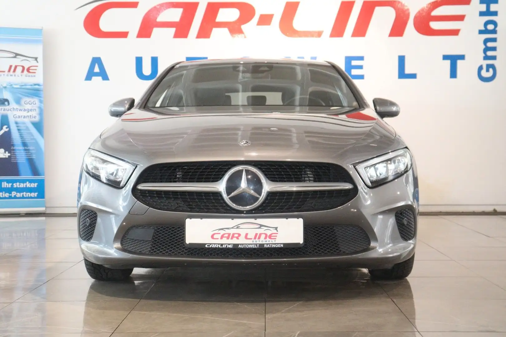 Mercedes-Benz A 250 *Automatik*LED*Navi* Серый - 2