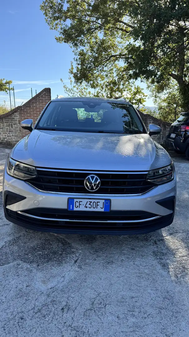 Volkswagen Tiguan 2.0 tdi R-Line BM 4motion dsg Argento - 1