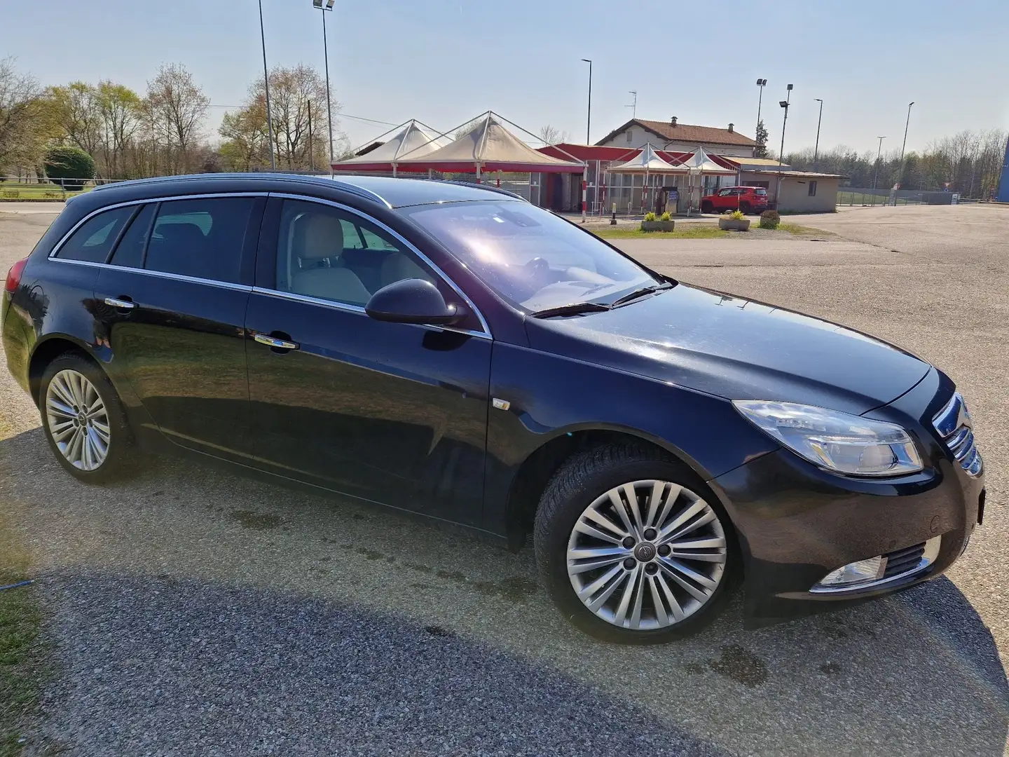 Opel Insignia Sports Tourer 2.0 t Cosmo 220cv - 1