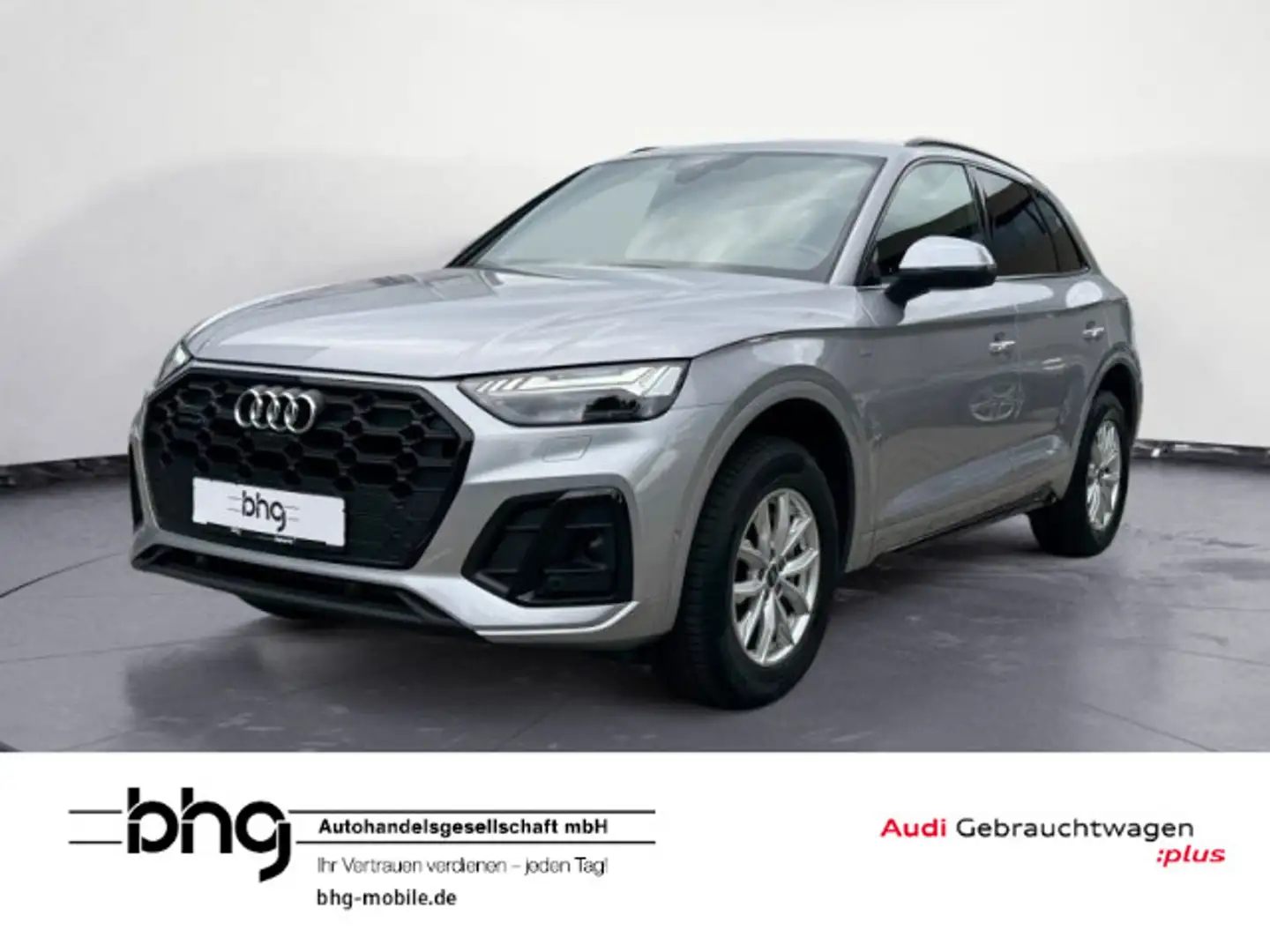 Audi Q5 45 TFSI quattro S tronic S line business Silber - 1
