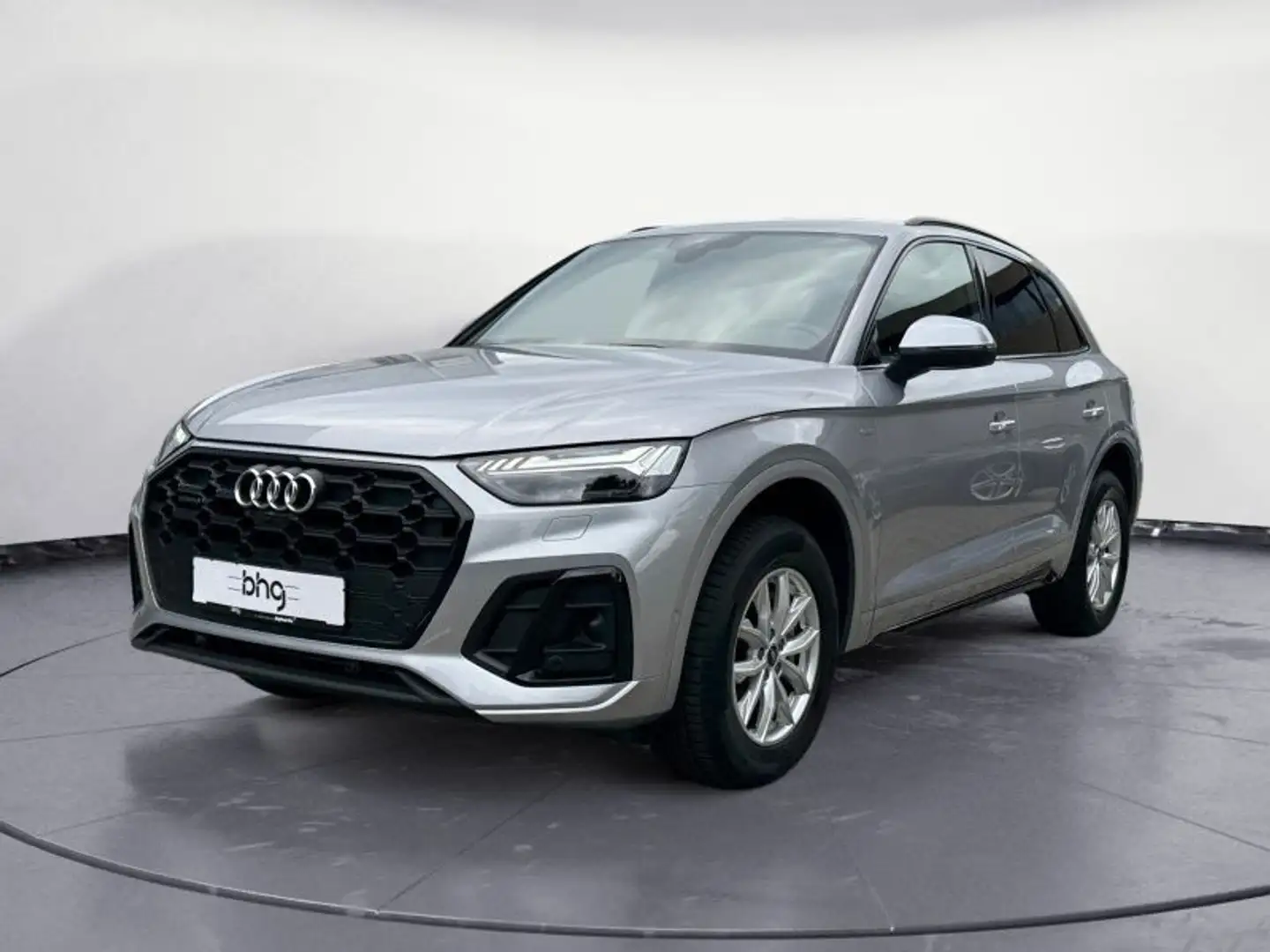 Audi Q5 45 TFSI quattro S tronic S line business Silber - 2