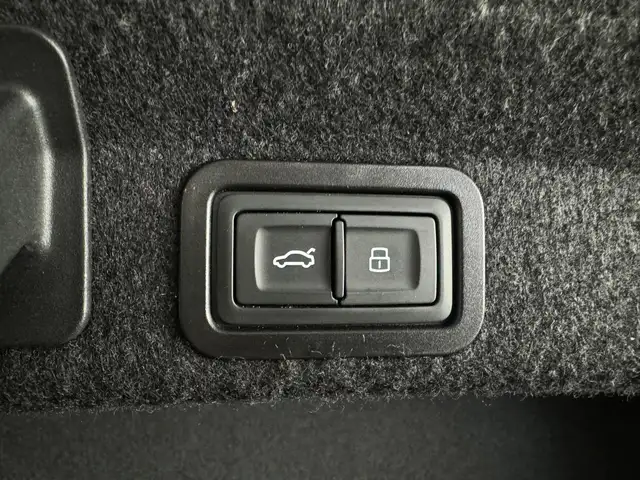Audi A6 view 19