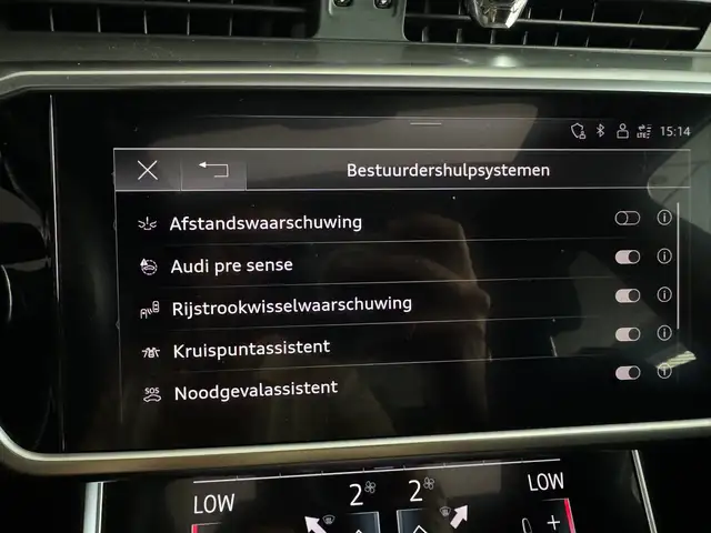 Audi A6 view 25