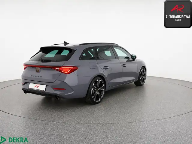 Cupra Leon view 5