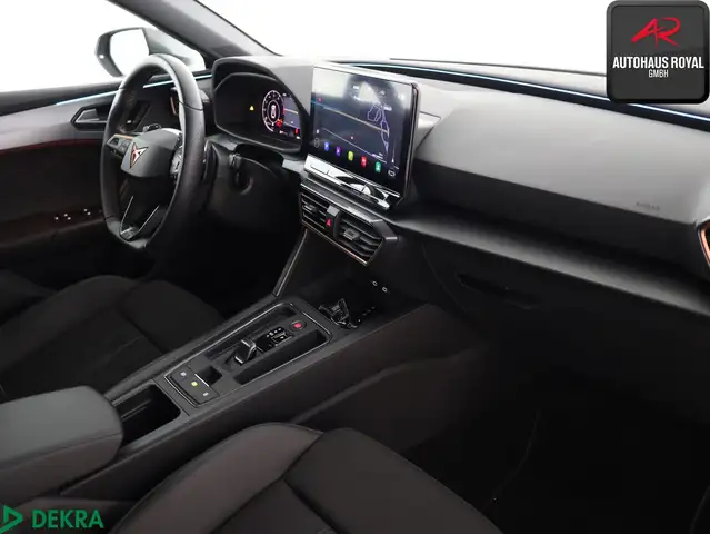 Cupra Leon view 11