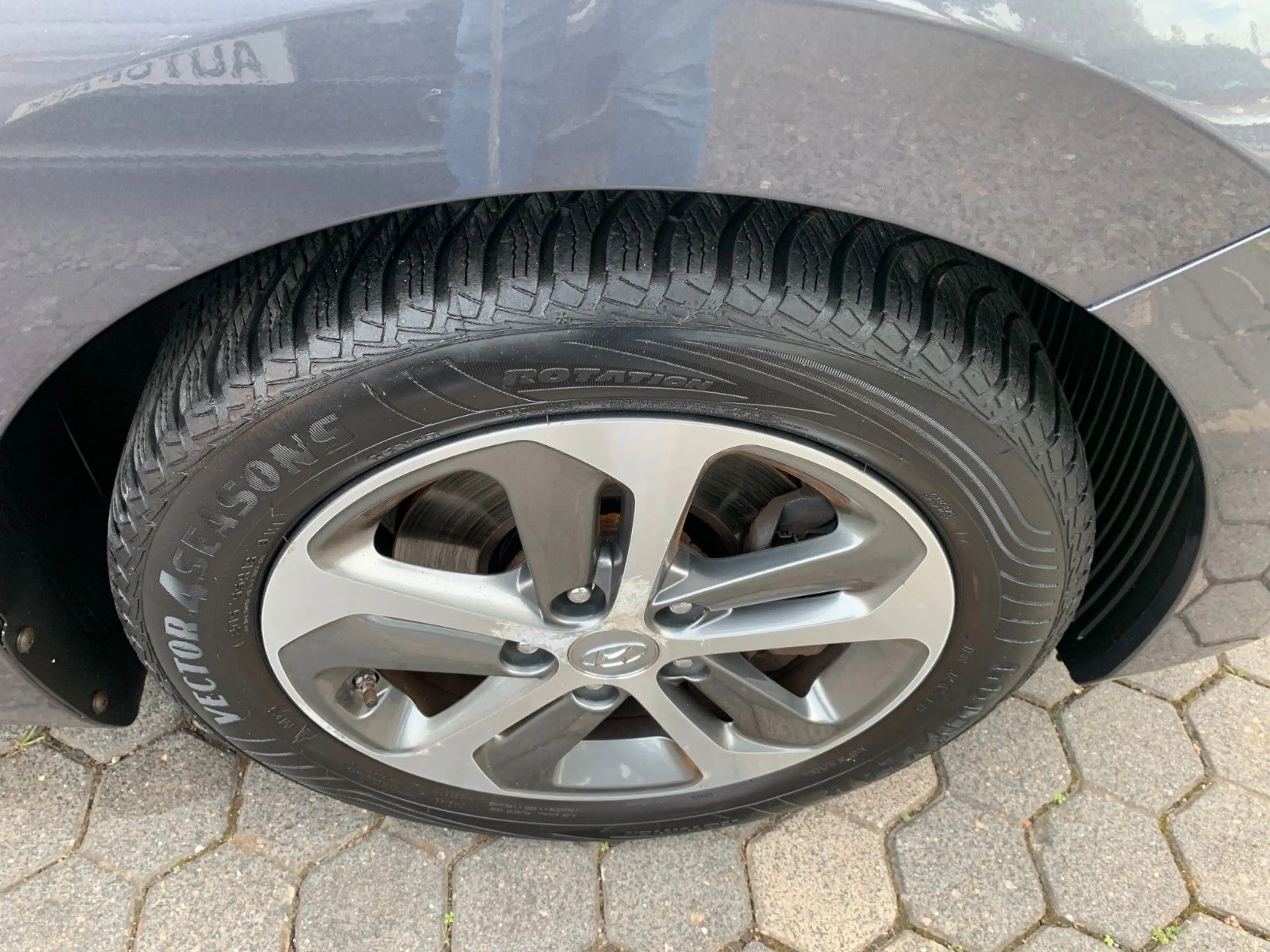 Hyundai i30 YES!*Klima*Cam*Navi*1 Hand* — photo 7