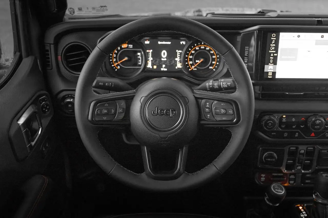 Jeep Wrangler снимка Jeep Wrangler