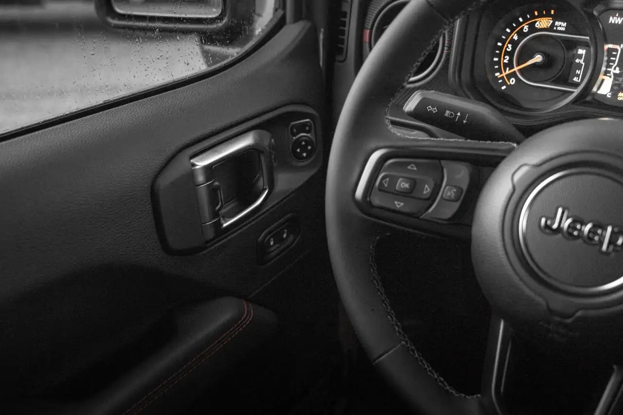 Jeep Wrangler снимка Jeep Wrangler