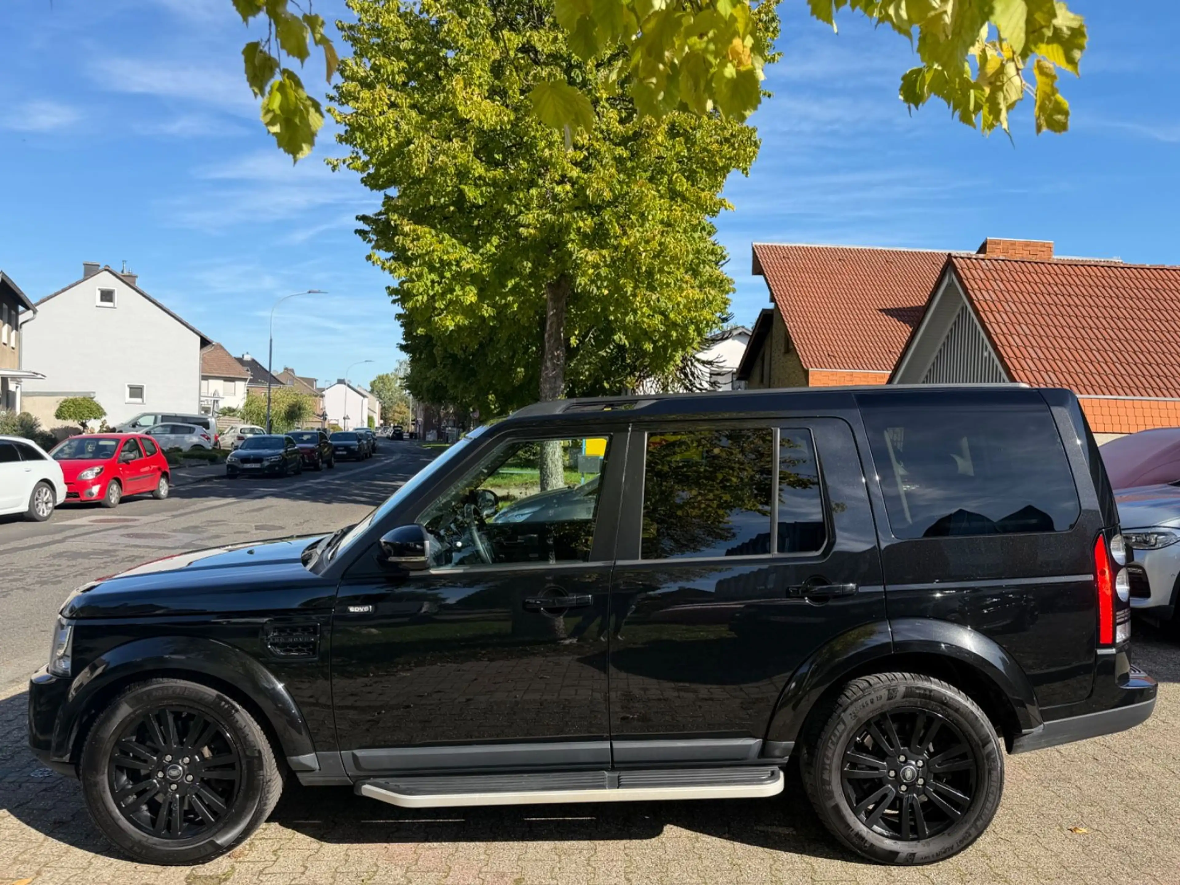 Land Rover Discovery 4 HSE SDV6 /// 1 Hand /// 7 Sitze /// — photo 9