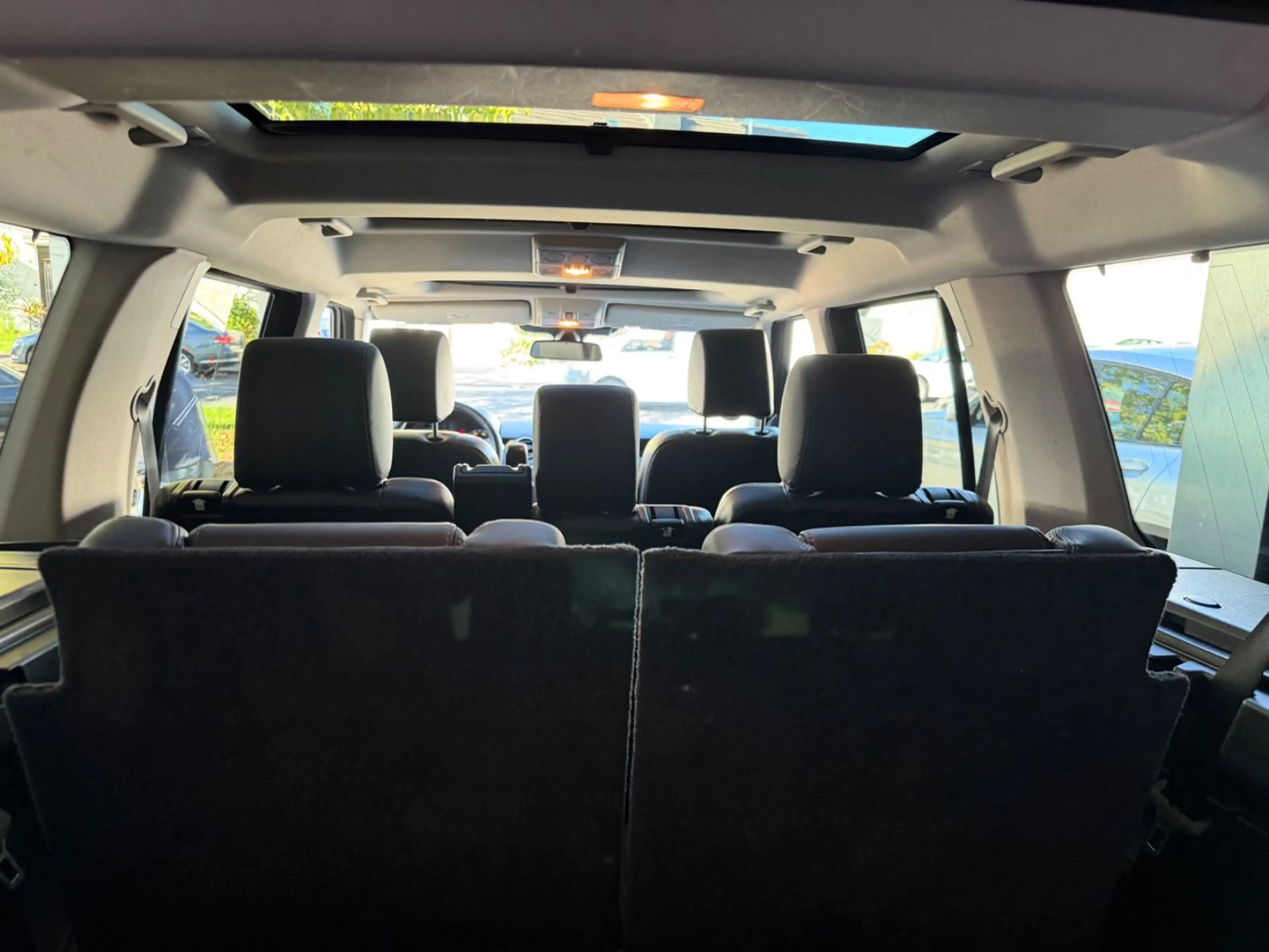 Land Rover Discovery 4 HSE SDV6 /// 1 Hand /// 7 Sitze /// — photo 14