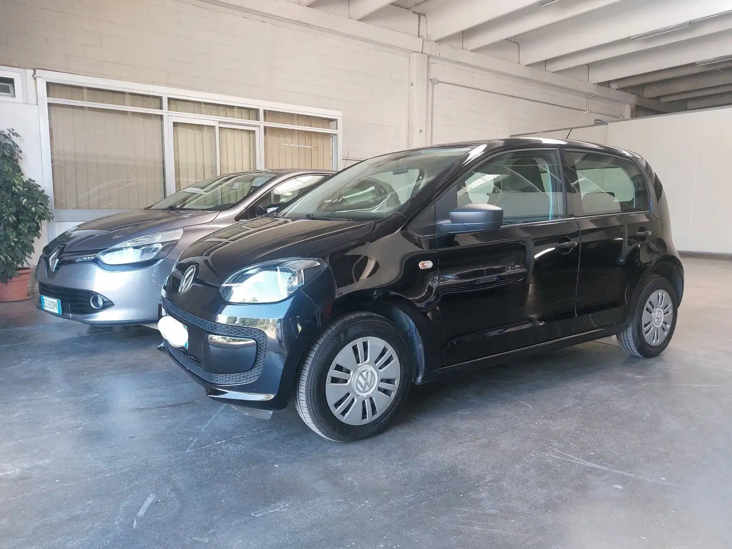 Volkswagen up! 5p 1.0 eco Take PERFETTA Nero - 1