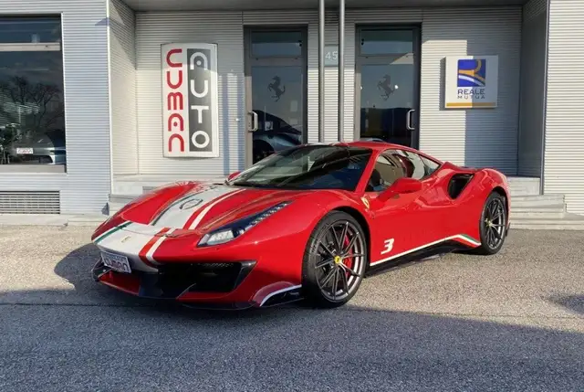 Ferrari 488 Pista PILOTI