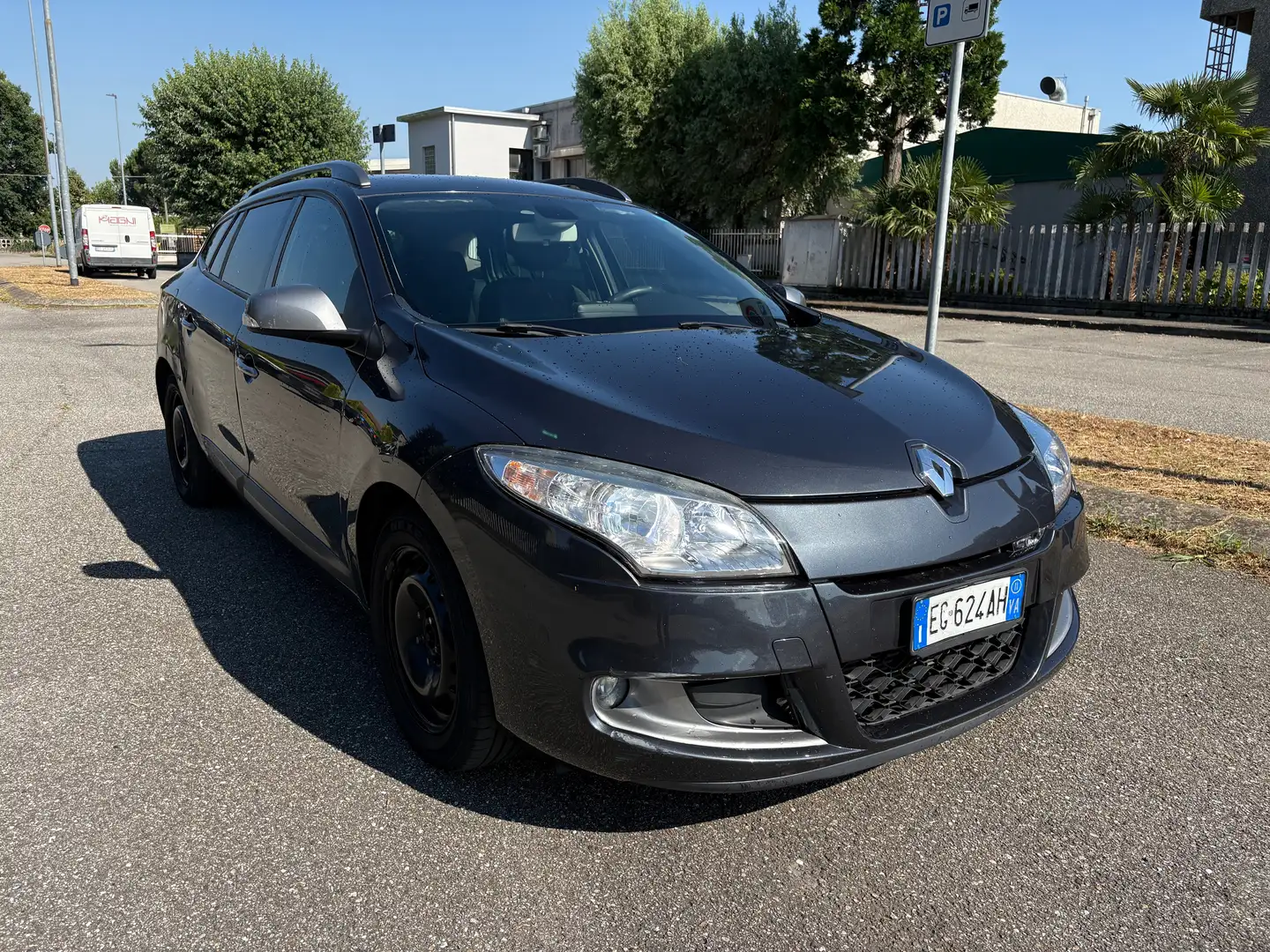 Renault Megane Megane SporTour 1.5 dci Gt Line 110cv Grigio - 2