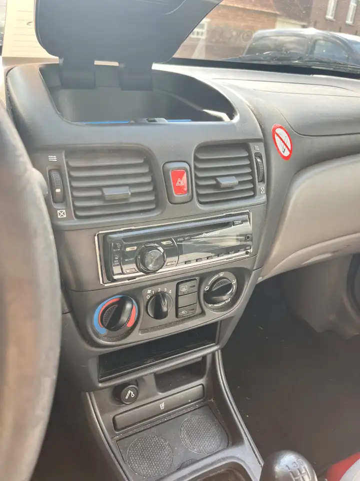 Nissan Almera 1.5i 16v Ambience, foto 9