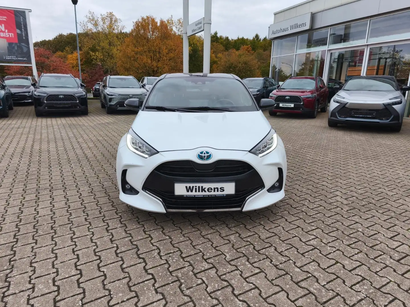 Toyota Yaris Hybrid Style Weiß - 2