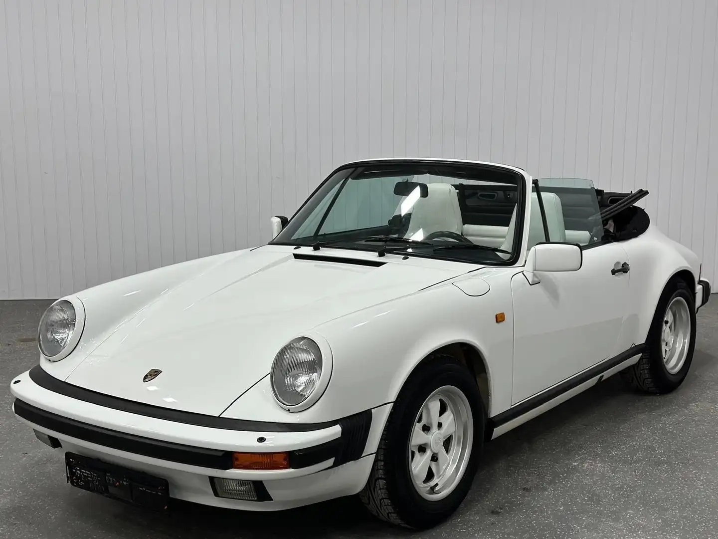 Porsche 911 3.2 Cabrio  TOPZUSTAND  DEUTSCH 42500 km Weiß - 2