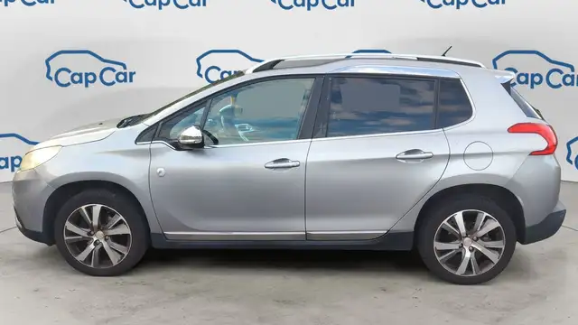 Peugeot 2008 view 2
