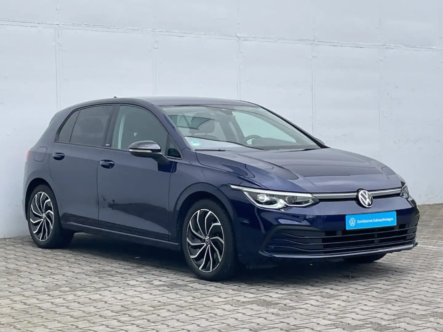Volkswagen Golf VIII 1.5 eTSI DSG United AHK/Kamera/ACC/DCC/Keyles Blau - 2