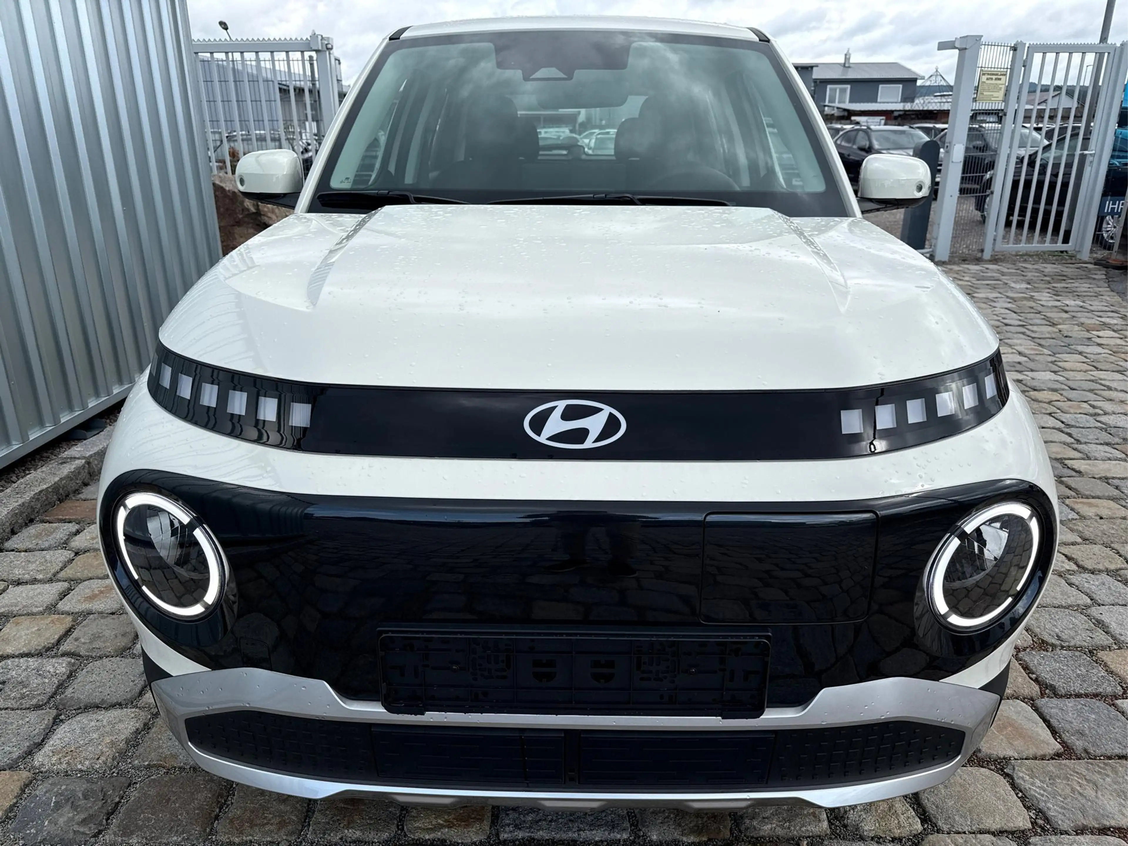 Hyundai Inster 42 kWh FÖRDERF.-NAVI-15" Felgen-Rückfahrkamera-... — photo 2