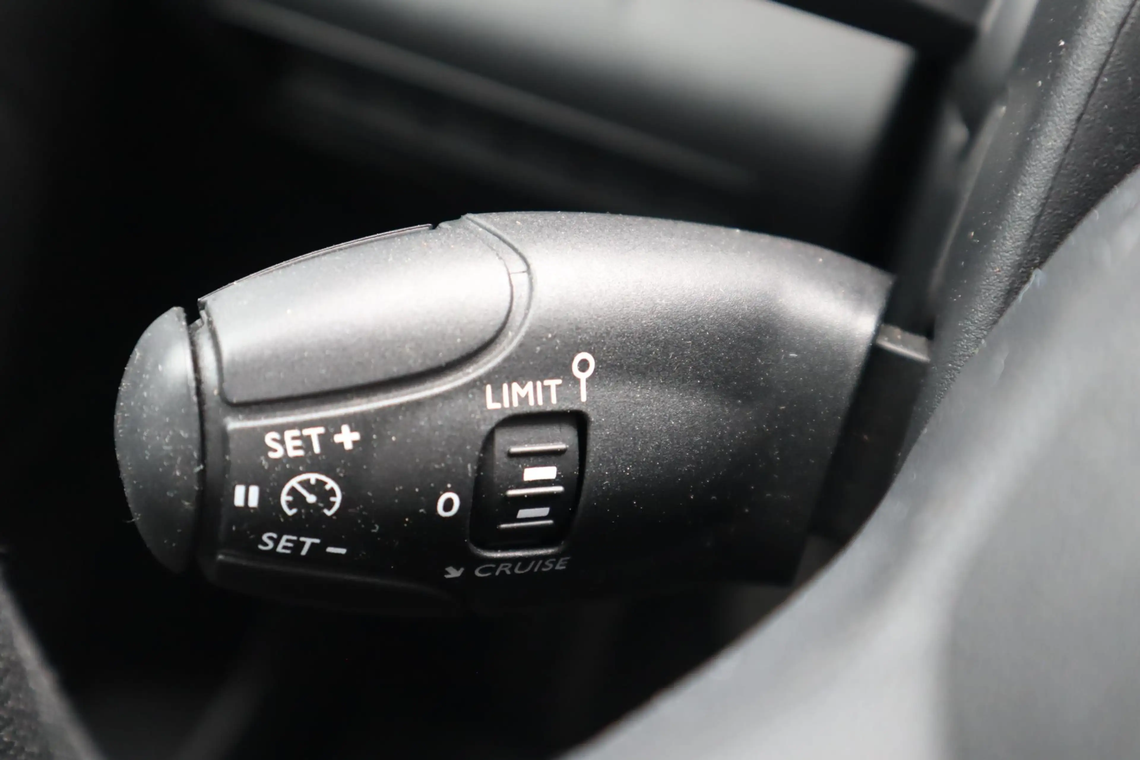 Toyota Proace City 1.5 D-4D COOL L2 3-PERS AIRCO CRUISE BETIMMERD P-S — photo 17