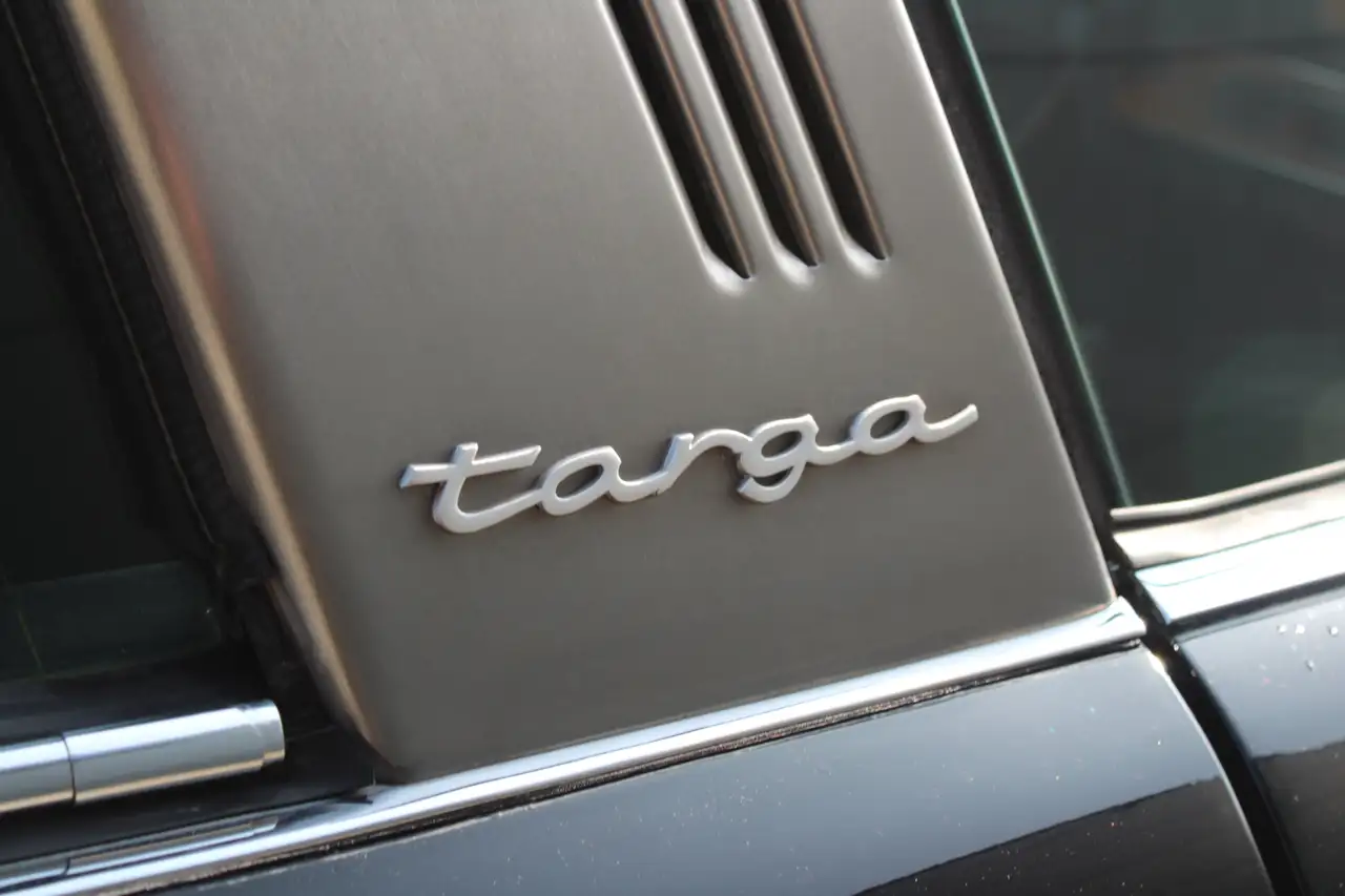 Porsche 911 T Targa 2,4 MFI schwarz, foto 10