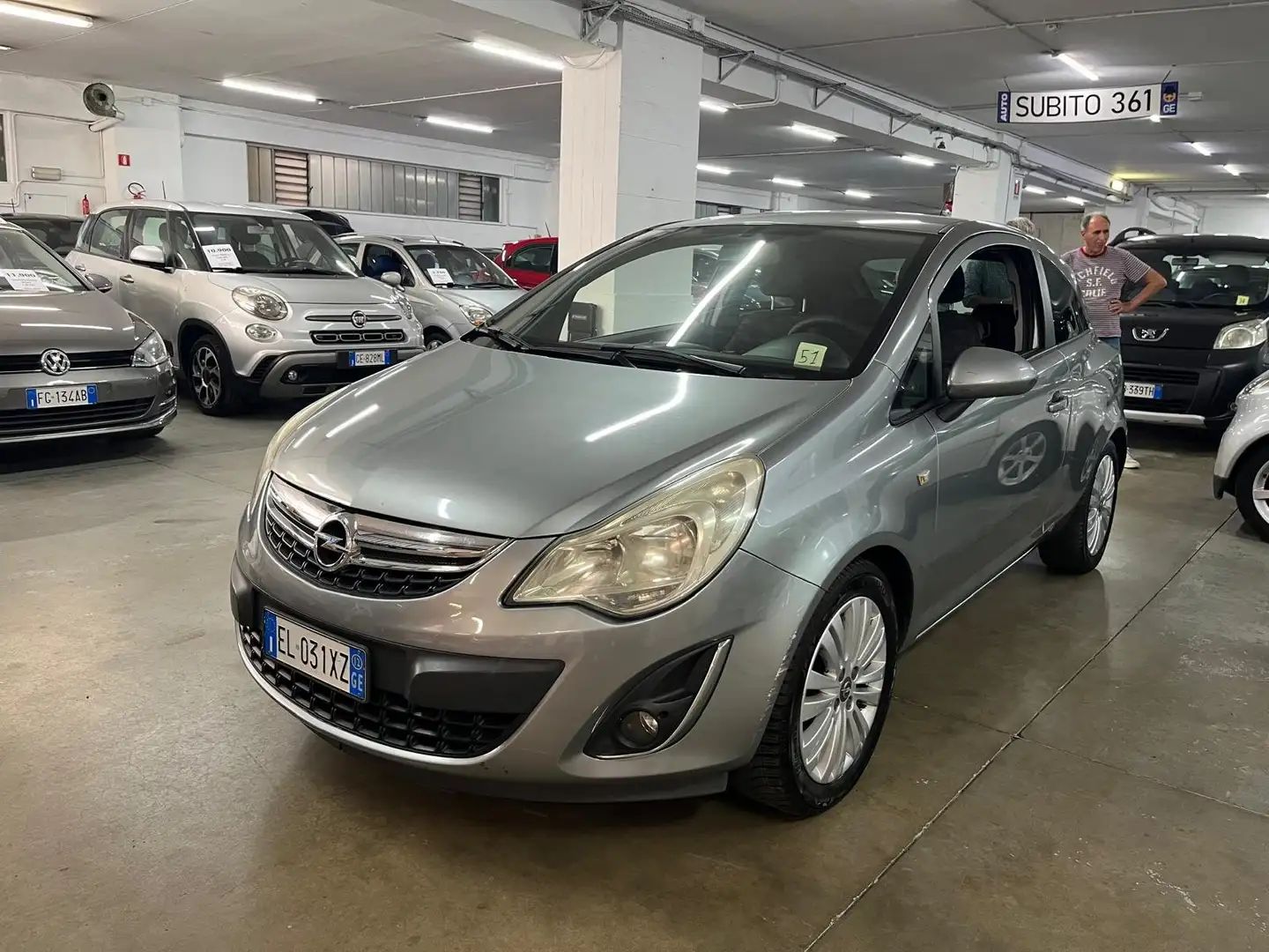 Opel Corsa 3p 1.2 Gris - 1