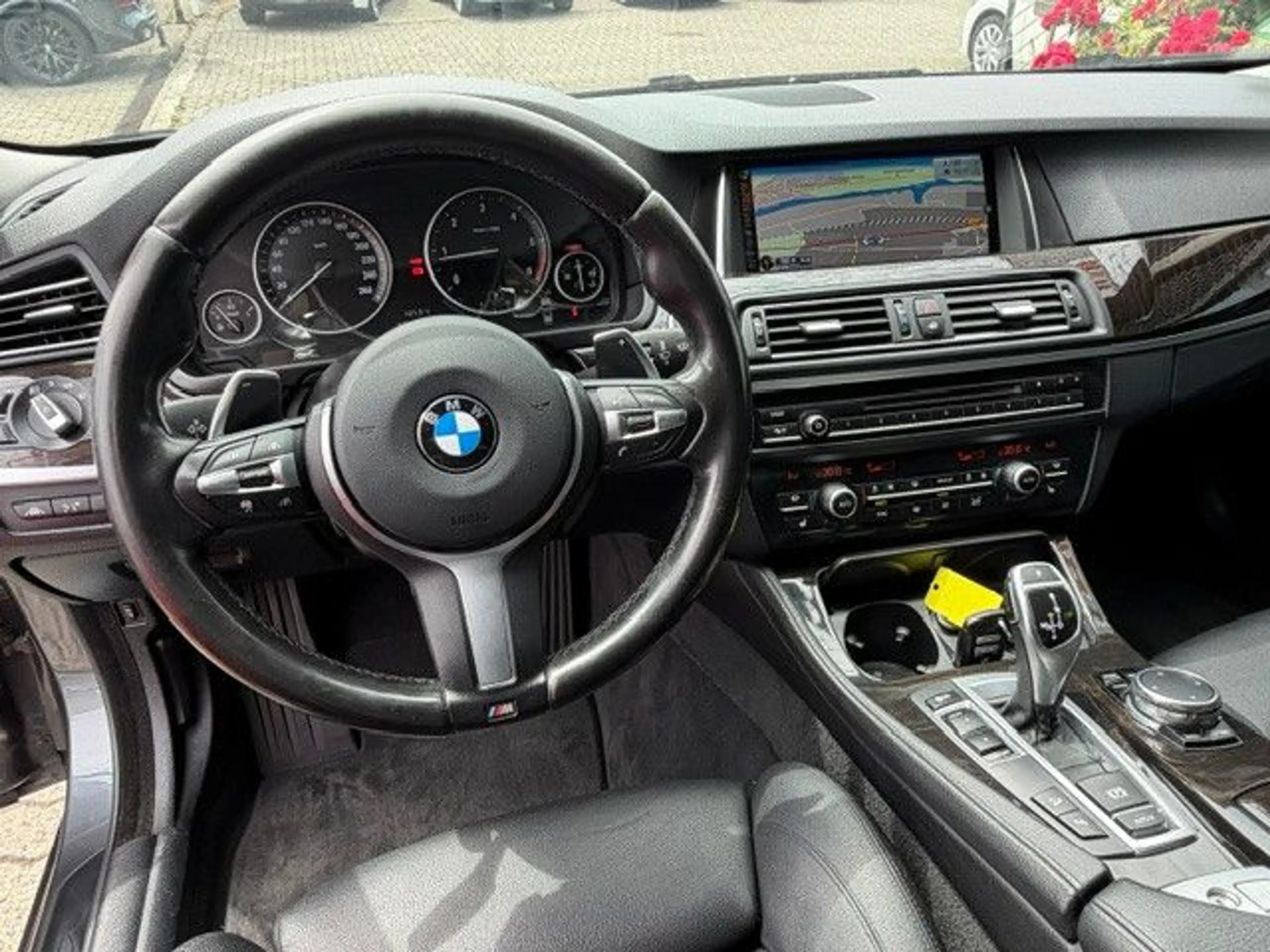 BMW 525 d xDrive AHK+Sportsitze+Leder+Pano+Navi-Prof. — photo 15