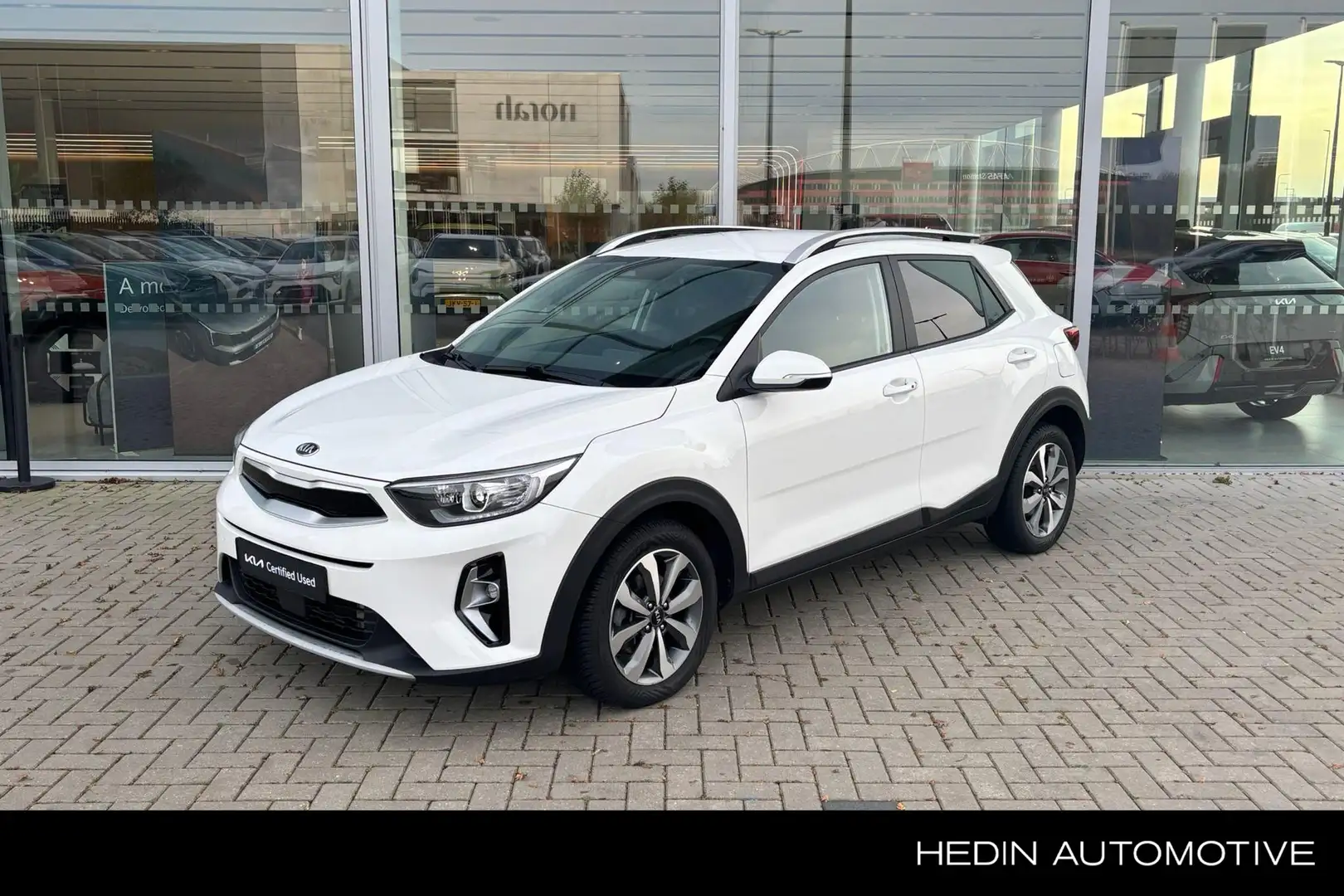 Kia Stonic 1.0 T-GDi MHEV DynamicPlusLine | Navigatie | Camer Weiß - 1