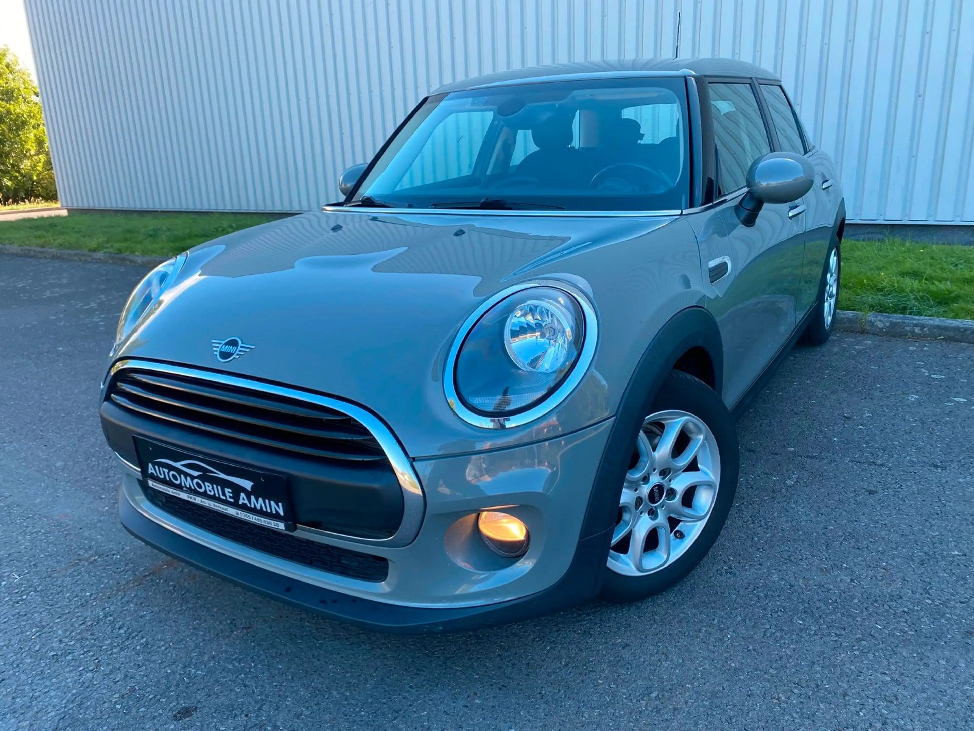 MINI One 5-trg. sehr gepflegt Sitzhzg. TÜV/Insp. NEU