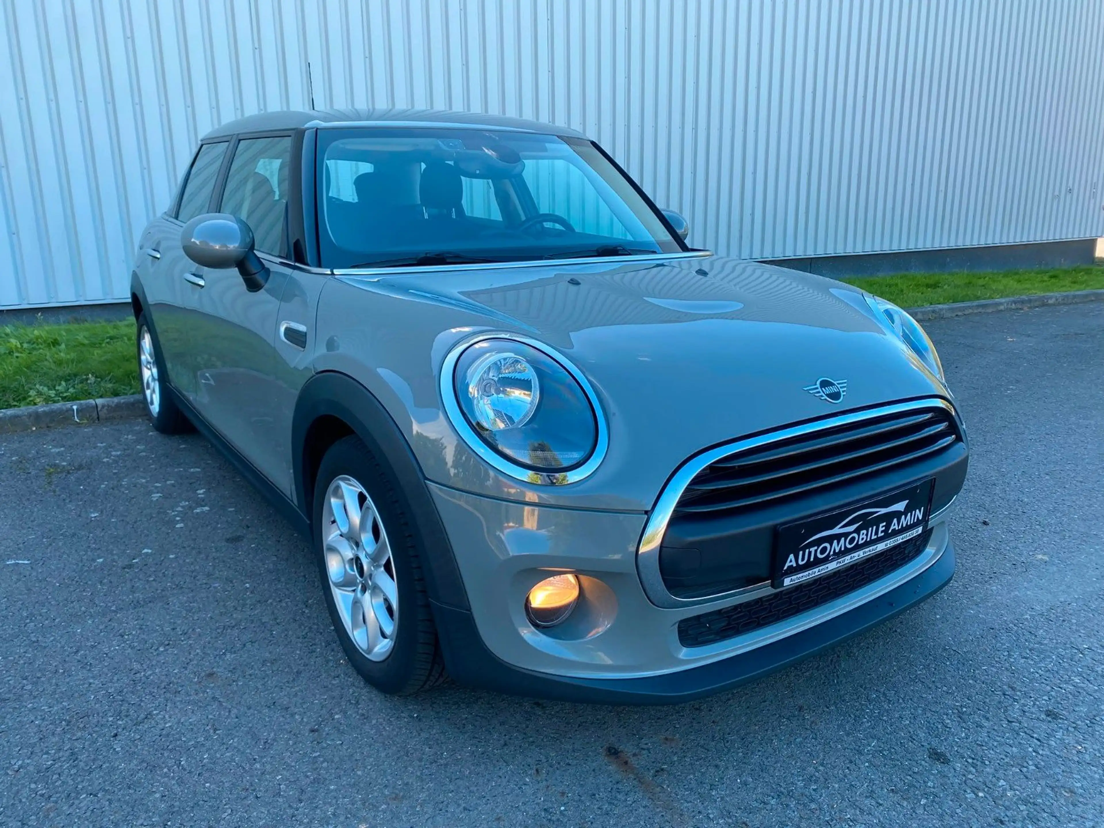 MINI One 5-trg. sehr gepflegt Sitzhzg. TÜV/Insp. NEU — photo 3