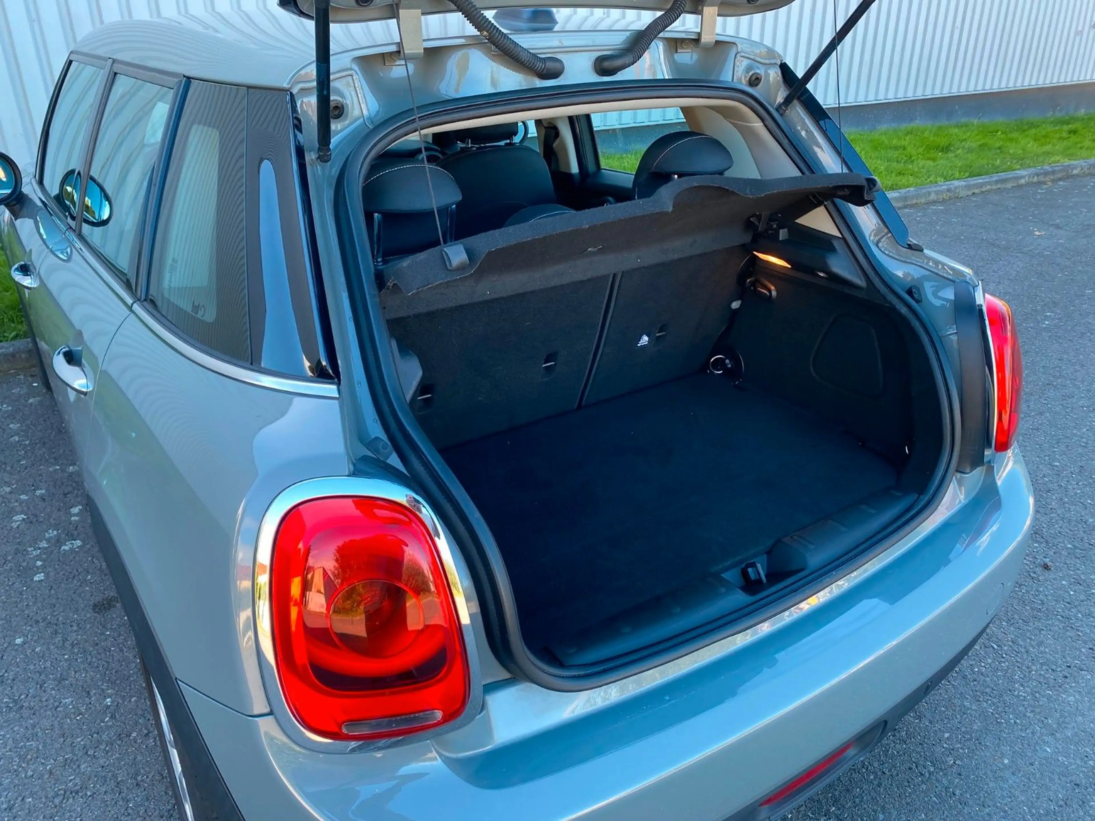 MINI One 5-trg. sehr gepflegt Sitzhzg. TÜV/Insp. NEU — photo 22