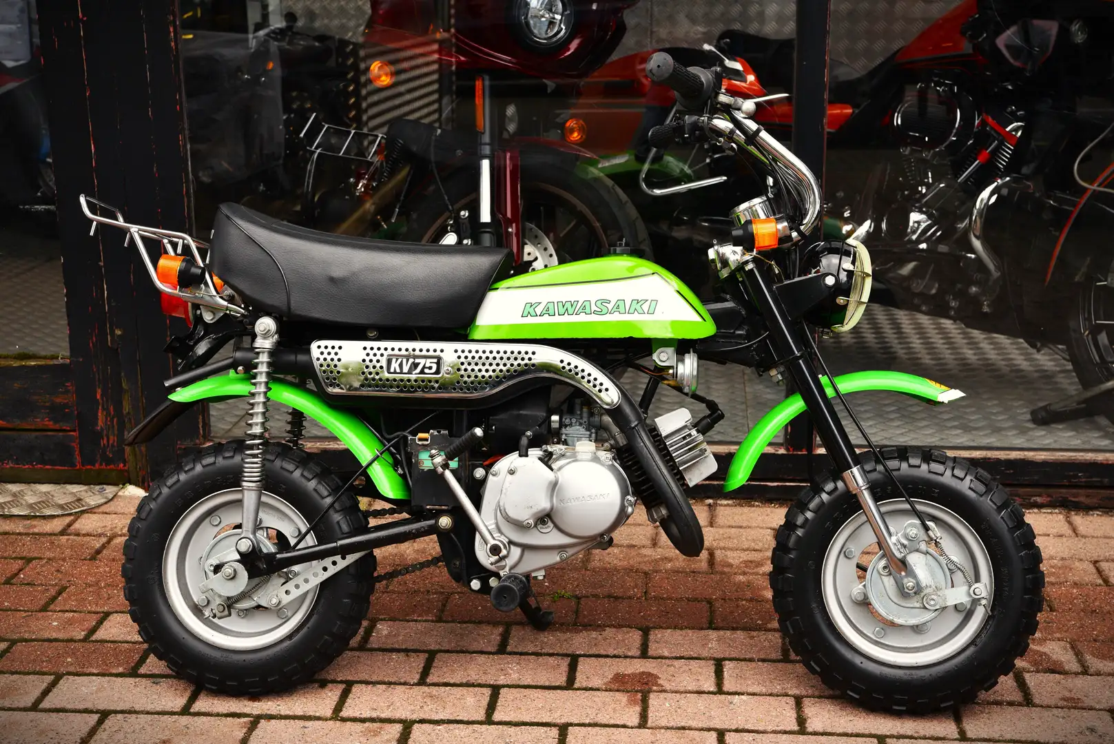 Kawasaki KV 75 ***MOTO VERTE*** Verde - 2