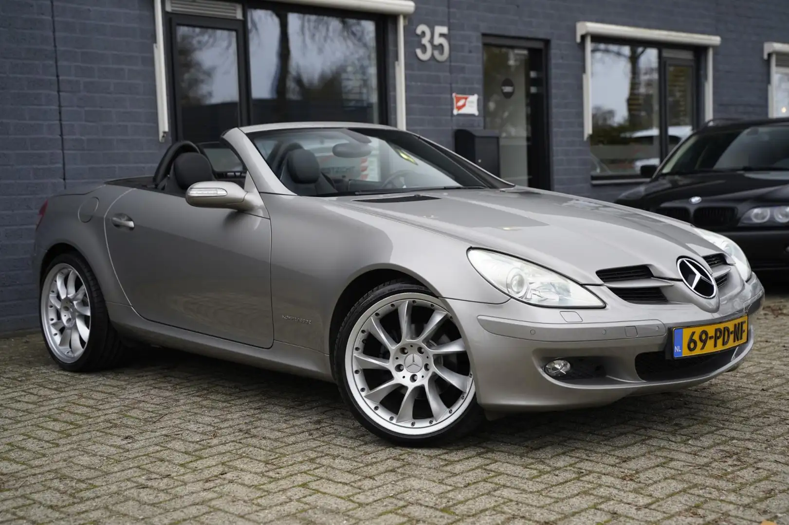 Mercedes-Benz SLK 200 K. 163pk, Leder, Automaat, NAP Beige - 2