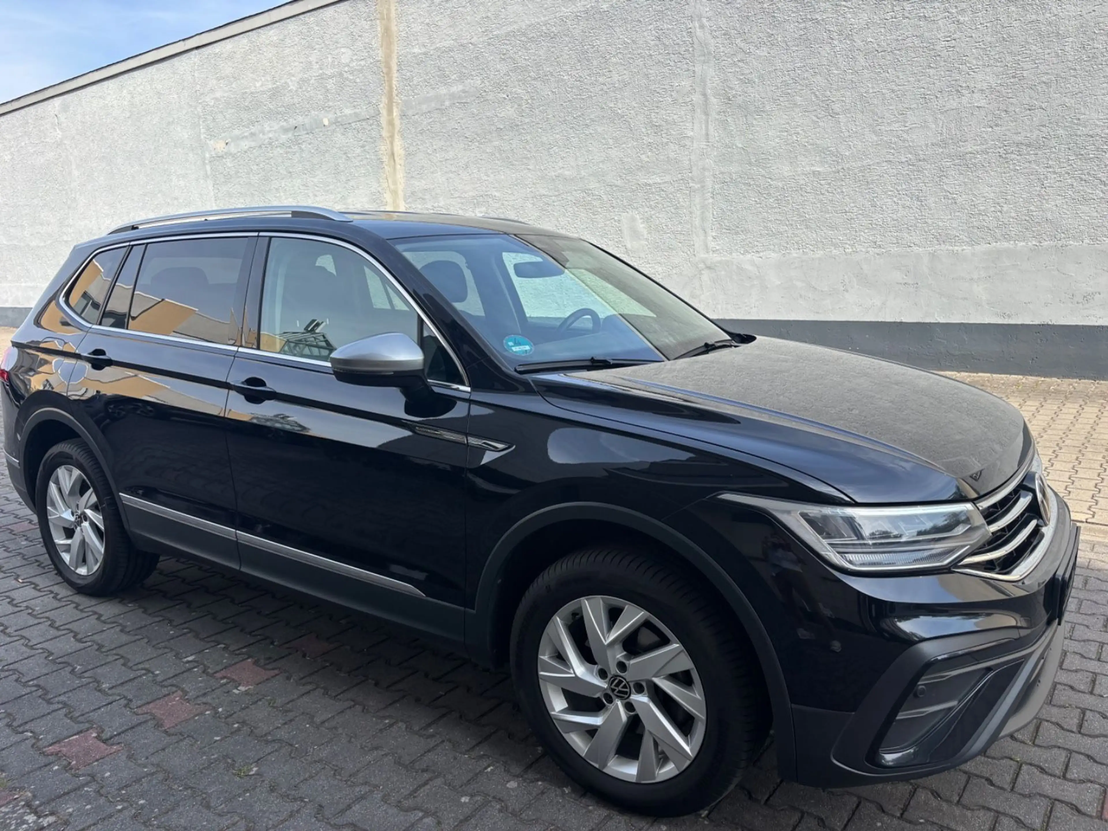 Volkswagen Tiguan Allspace /Digital-Tacho/ACC/AHK/5 SITZE