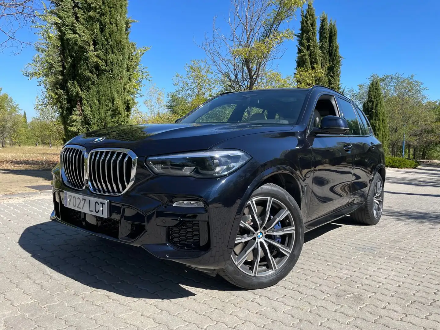 BMW X5 xDrive 45e 394cv 8 vel. *IVA deducible* *Pegatina Negro - 1