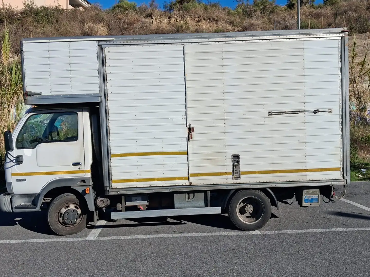 Nissan Cabstar - 1