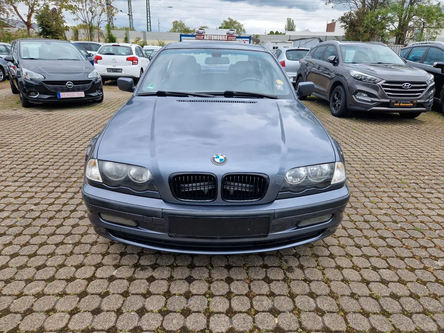BMW 320 Baureihe 3 Lim. 320i Gri - 2