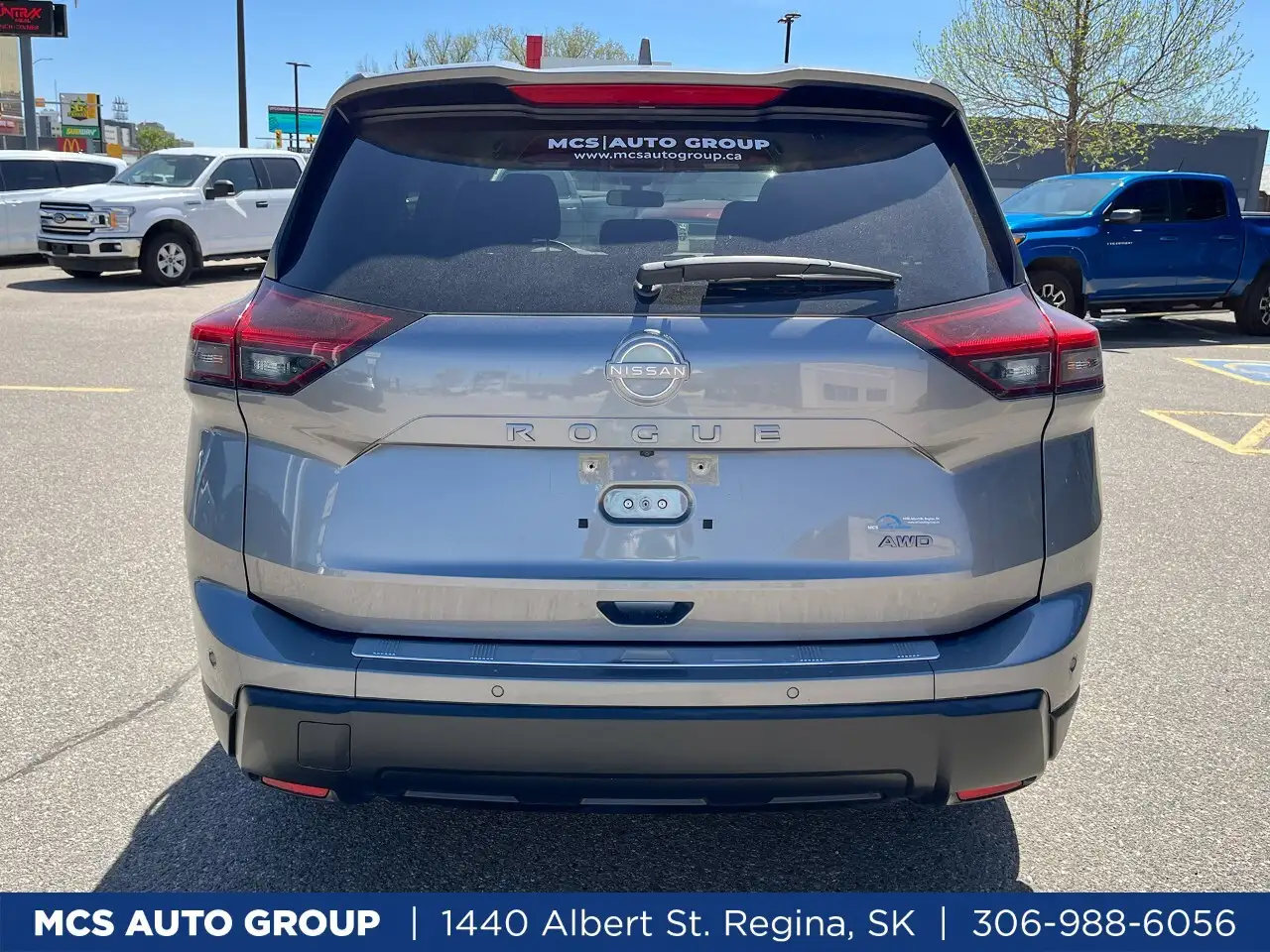 Nissan Rogue снимка Nissan Rogue