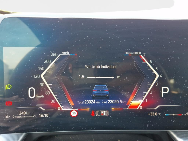 BMW 218 M Sport — photo 13