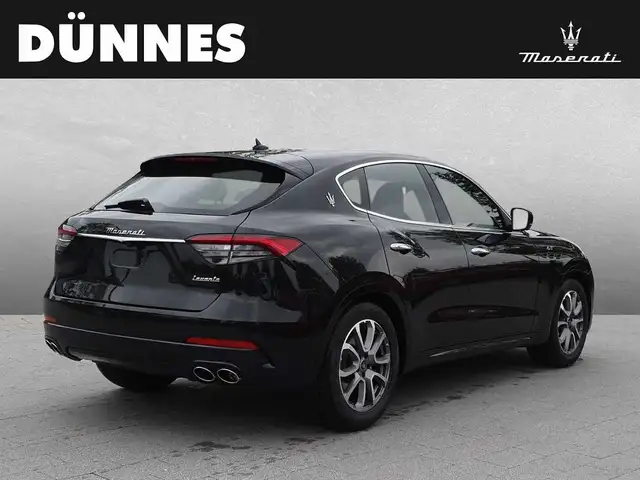 Maserati Levante view 2