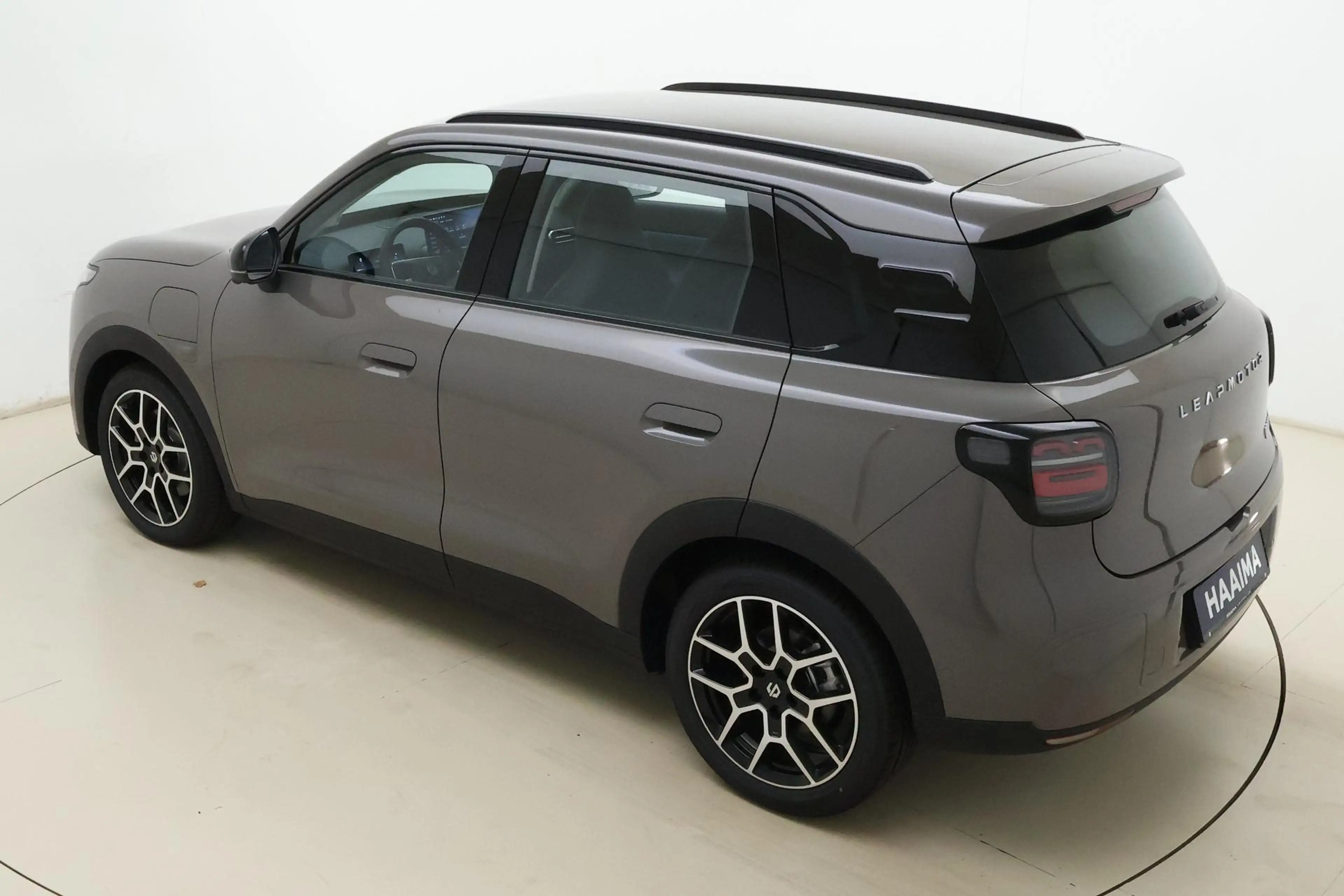 Leapmotor B03X ProMax Design 53 kWh 382KM WLTP l Hoge Zit & Verra — photo 4