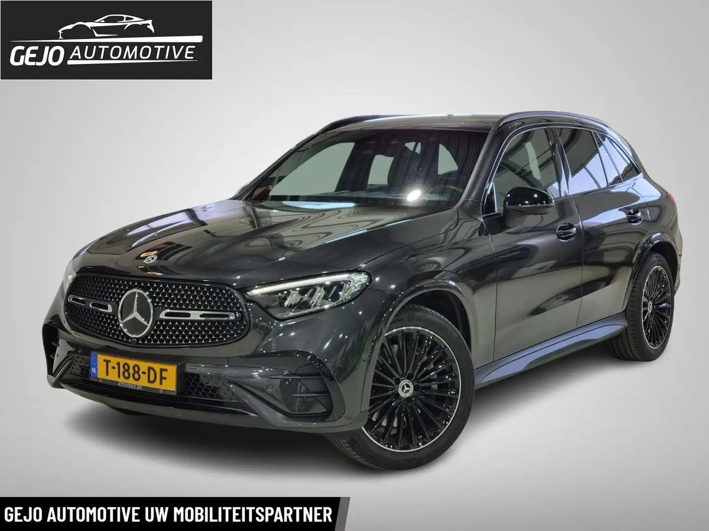Mercedes-Benz GLC 200 4MATIC AMG Line I PANO I TREKH I CAMERA Grijs - 1