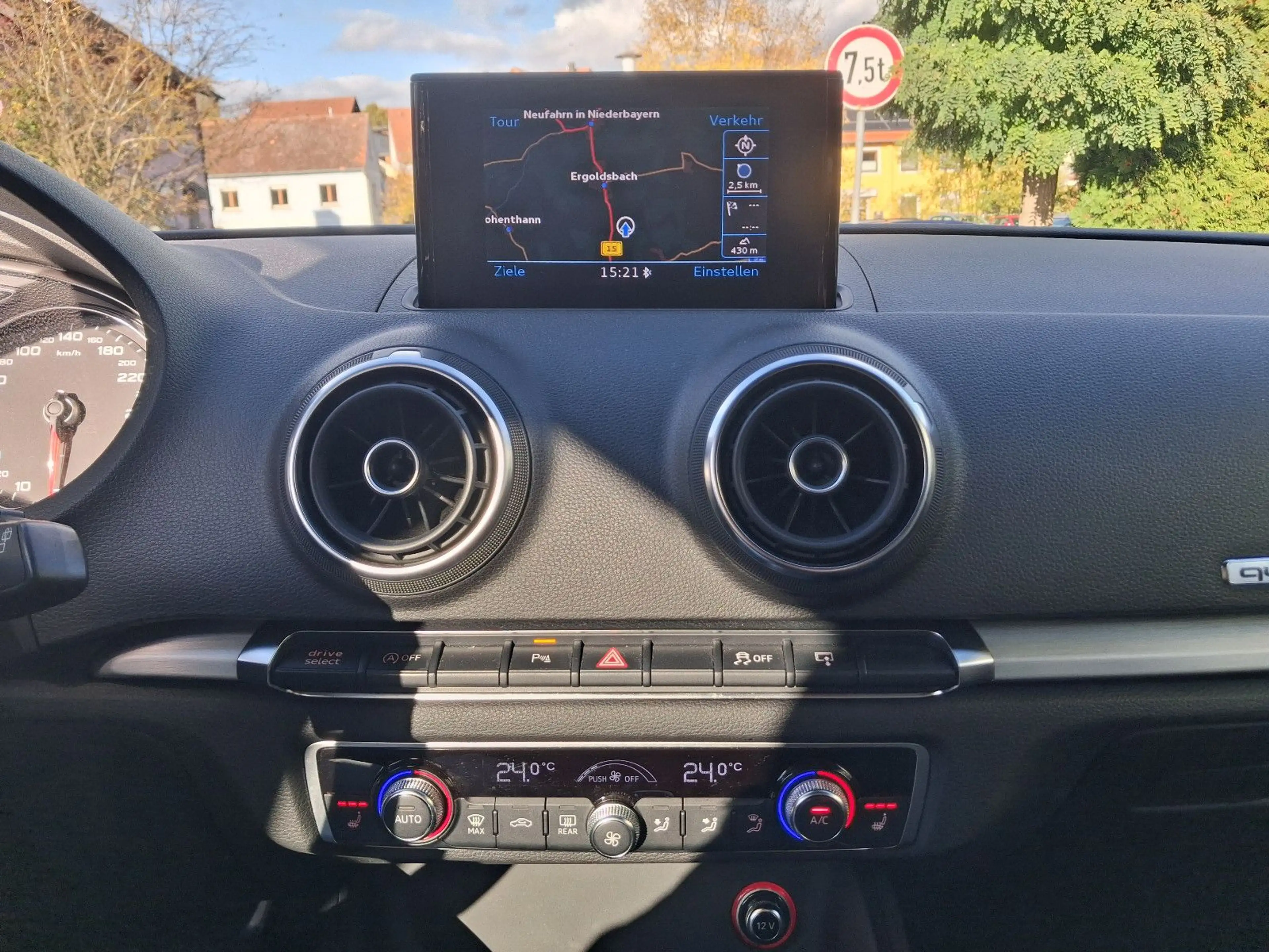 Audi A3 Spb. 2.0 TDI S-tr. qu. S-line LED+NAVI+PDC — photo 12