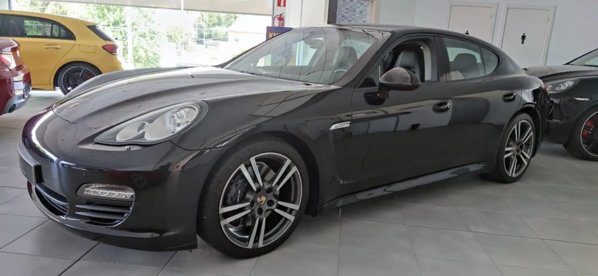 Porsche Panamera Diesel Tiptronic Noir - 1
