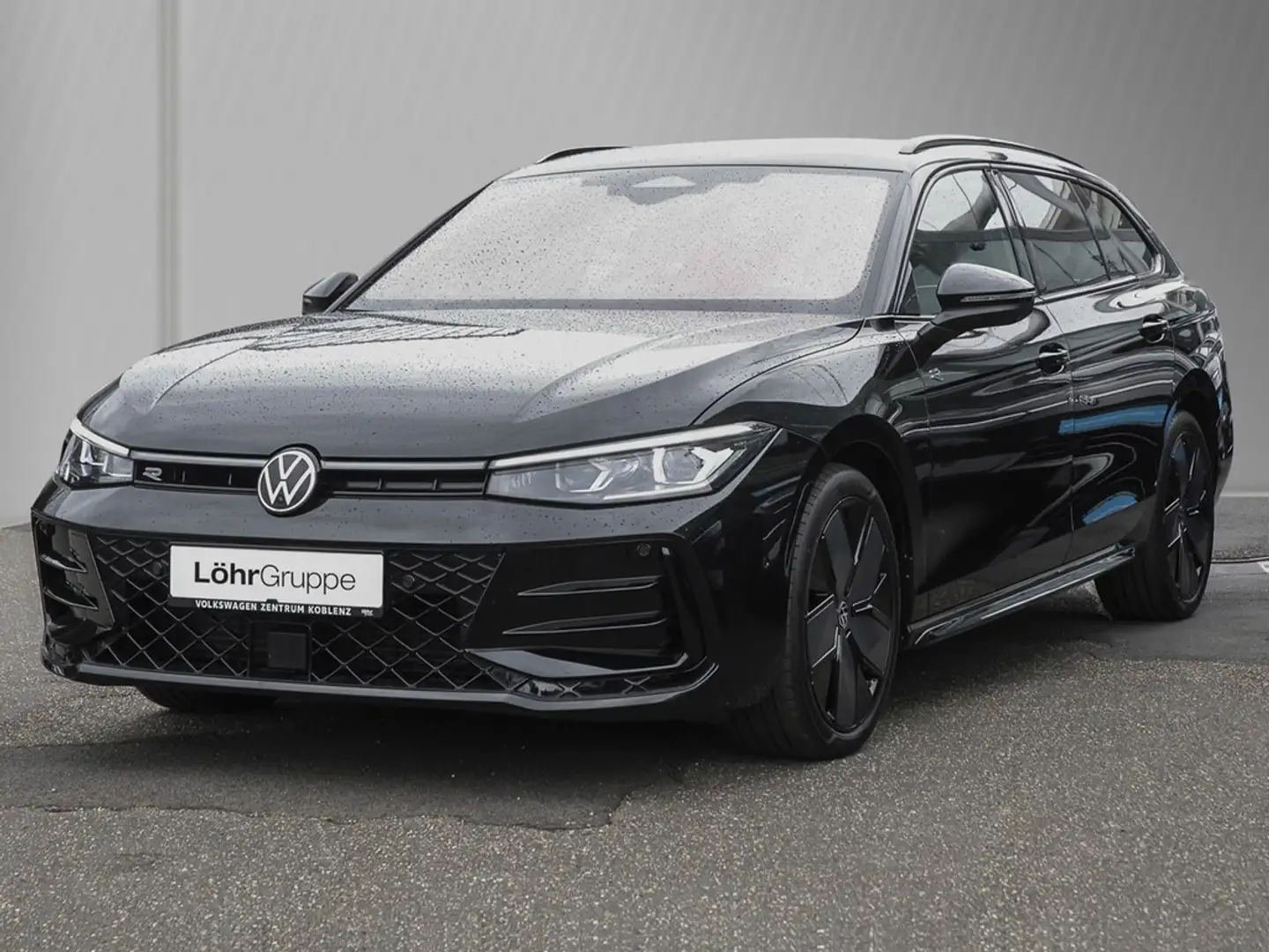 Volkswagen Passat Variant 2.0 TDI DSG R-Line AHK/Pano/DCC Schwarz - 2