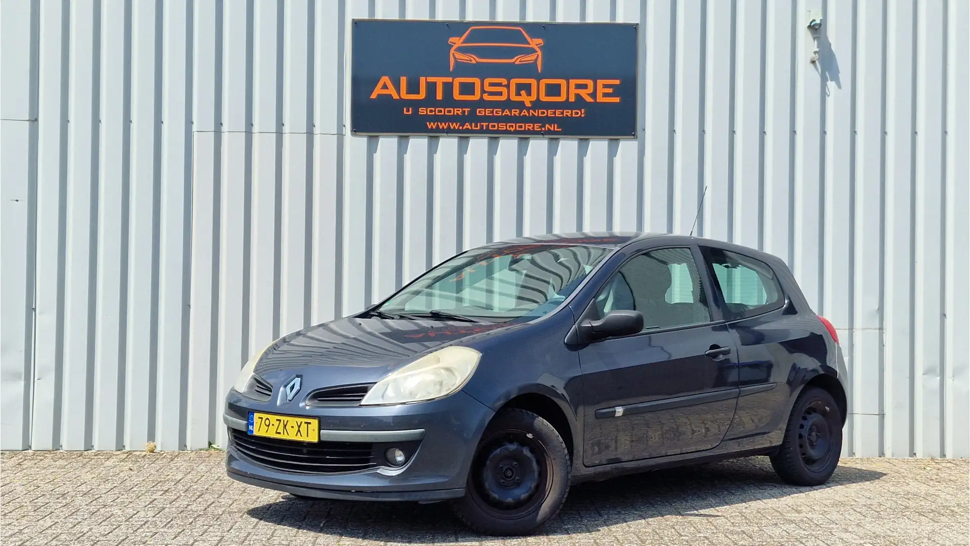 Renault Clio 1.2-16V Special Line Grau - 1