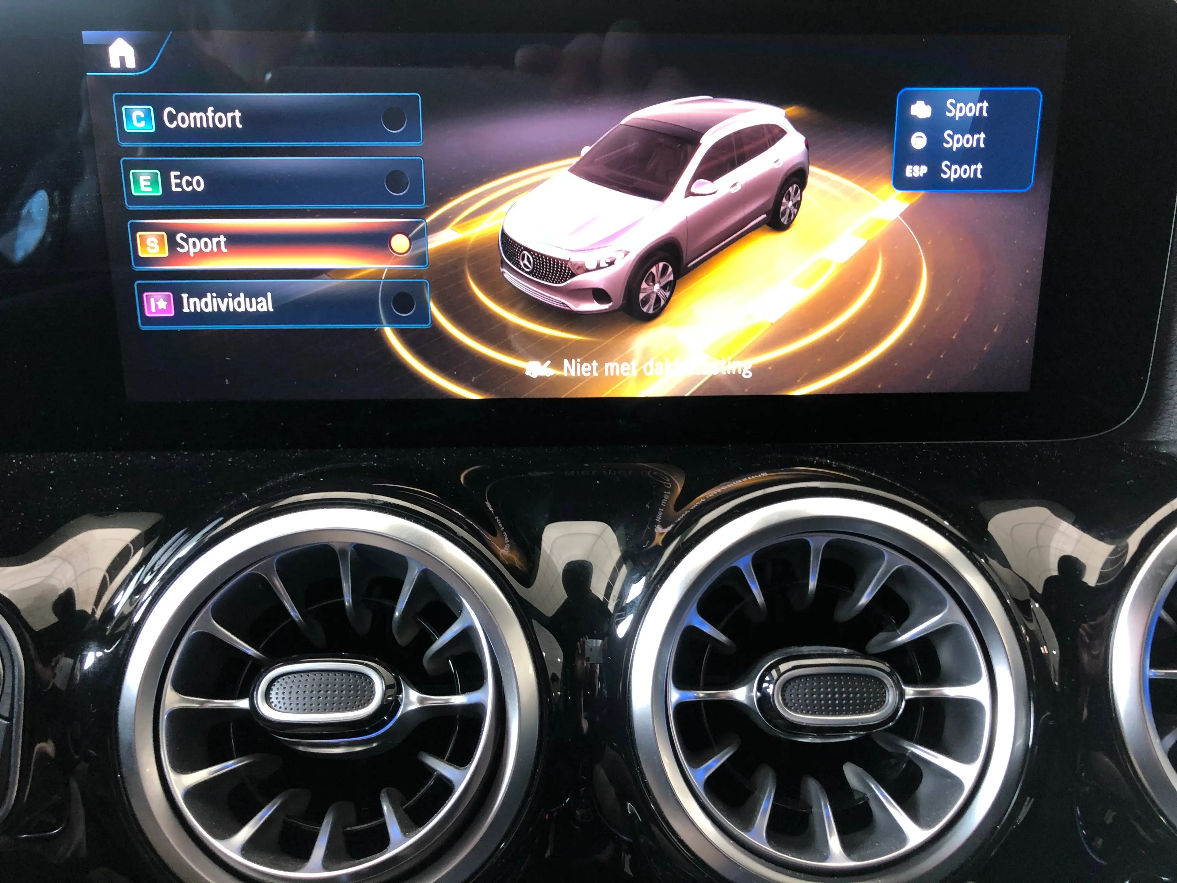Mercedes-Benz EQA 250 EQA 250+ 70,5 kW accu, Business Line, Sfeerverlichting, Winter pack, Camera, Carplay — photo 22