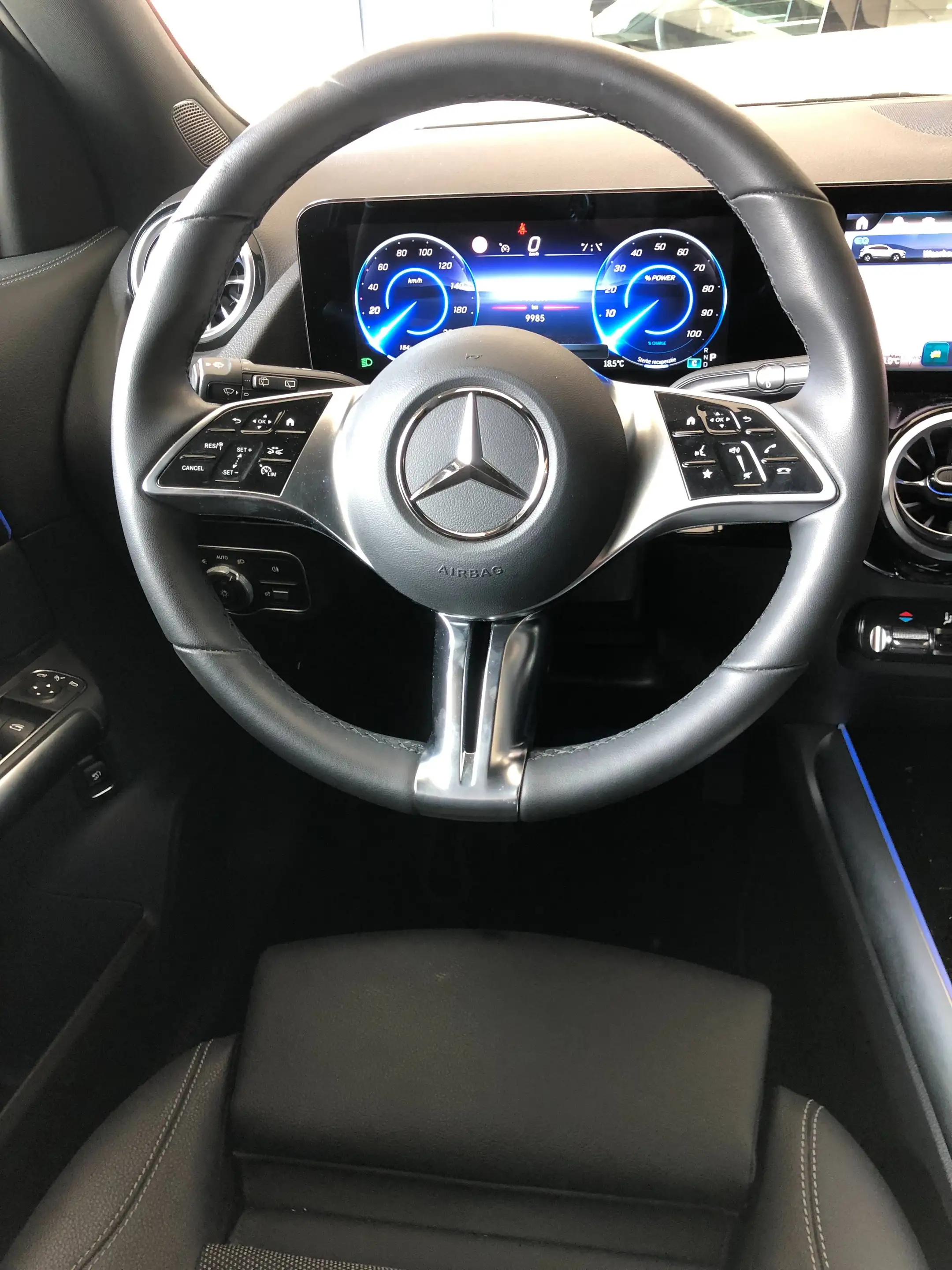 Mercedes-Benz EQA 250 EQA 250+ 70,5 kW accu, Business Line, Sfeerverlichting, Winter pack, Camera, Carplay — photo 18